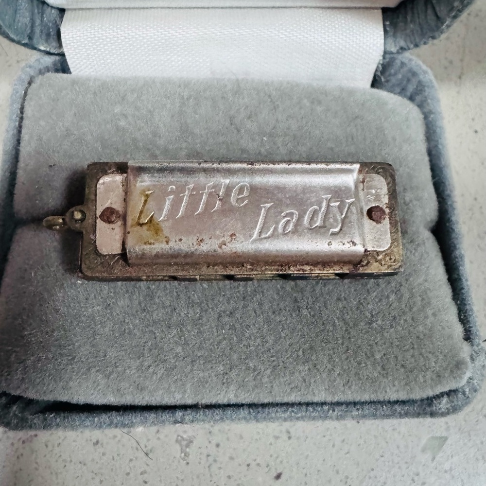 Vintage 3.5 cm Little Lady Harmonica